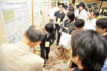 ポスター発表の様子